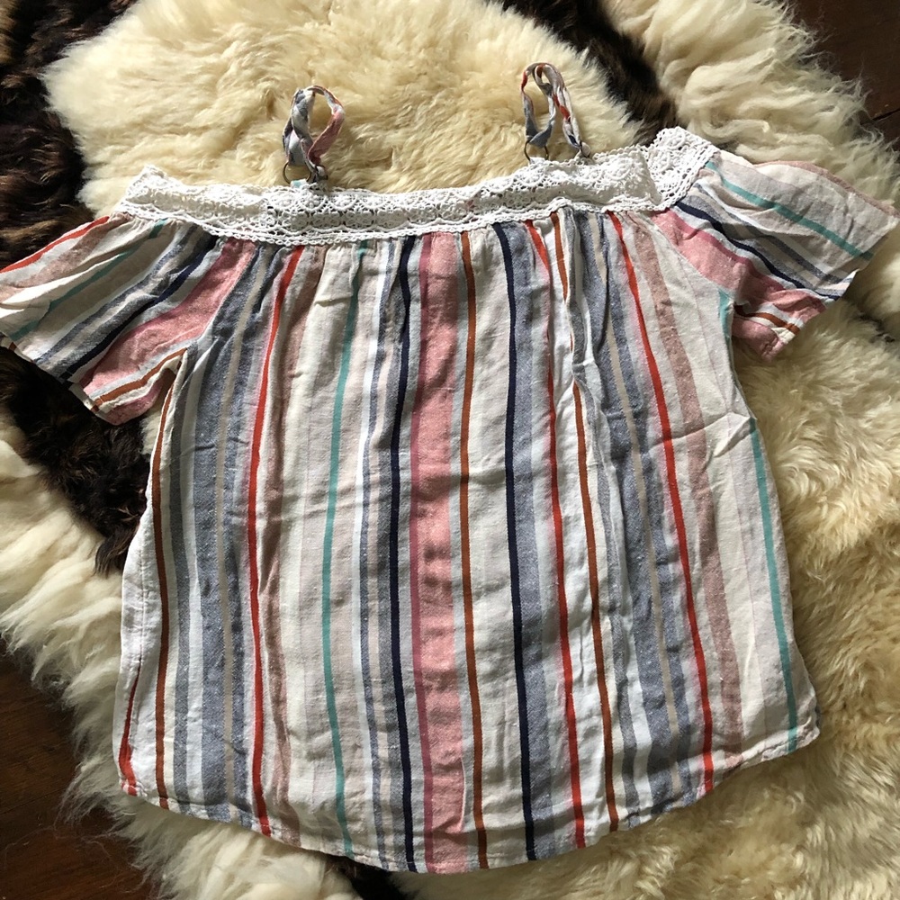 Style & Co open shoulders top